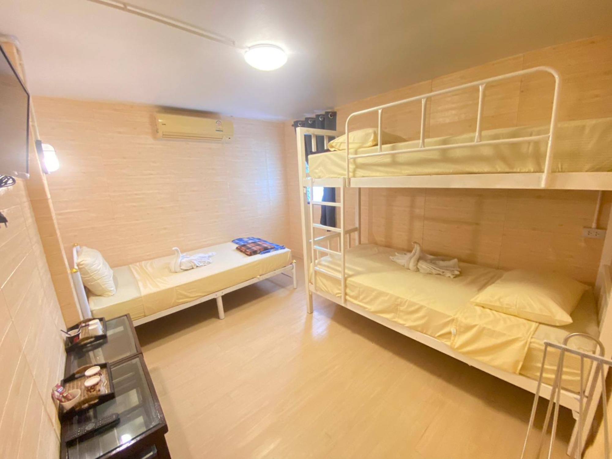 Steve Lady Hostel Bangkok Ngoại thất bức ảnh